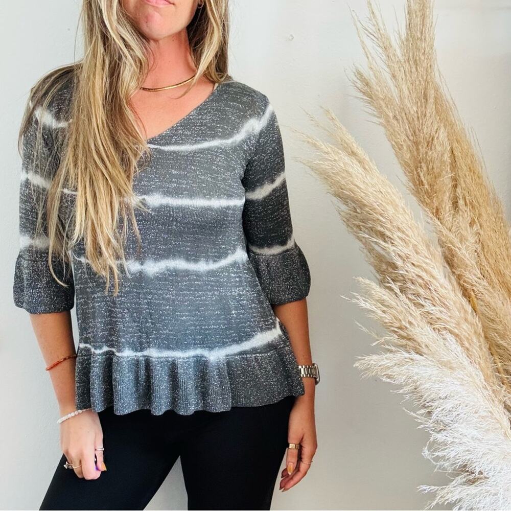 VINTAGE Metallic Silver Grey Ruffle Sweater Knit White Tie Dye Stripe VNeck M